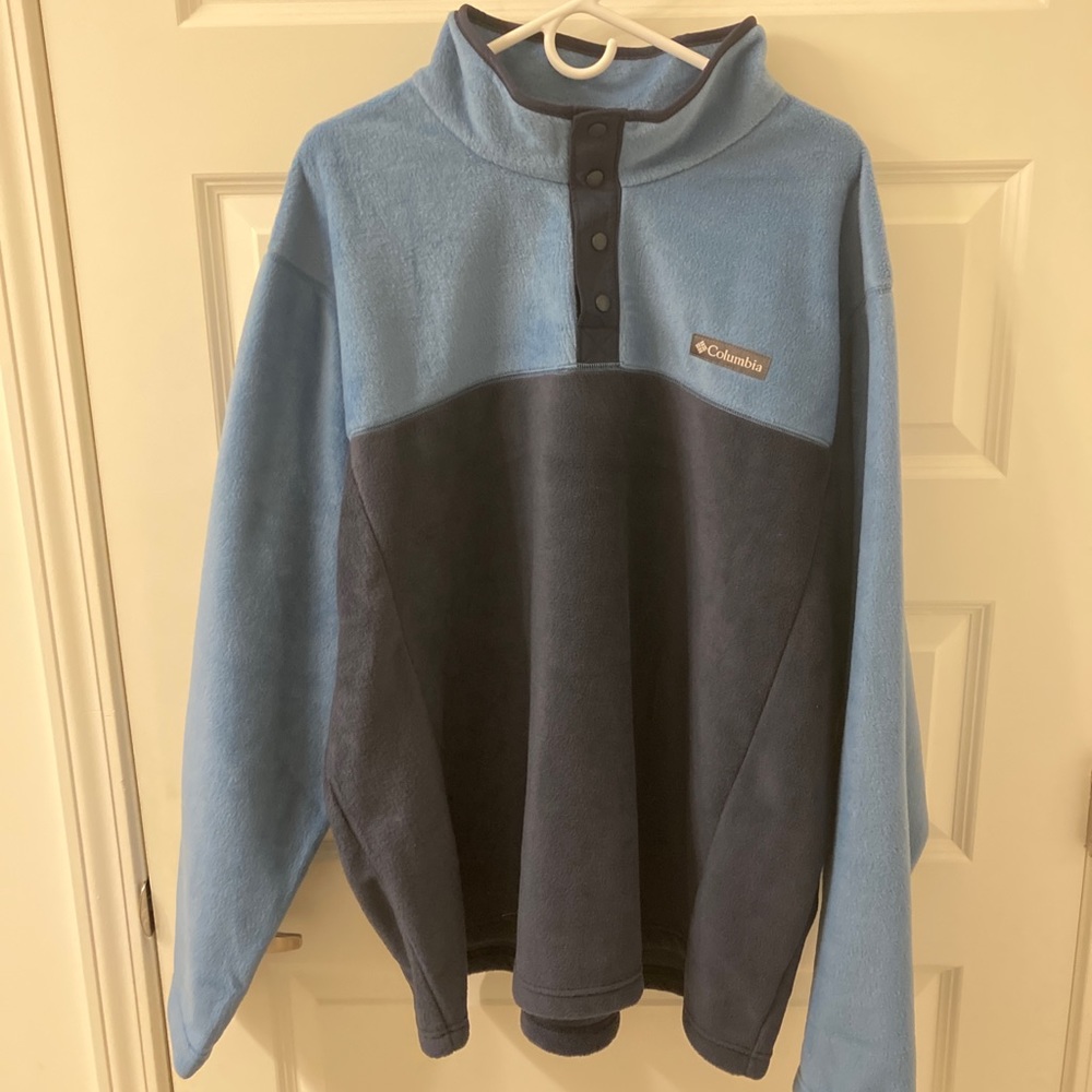 Columbia 3-button Pullover Sweater